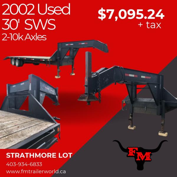 Black 2002 SWS 30' Gooseneck 2x10,000 lb Axles at FM Trailer World